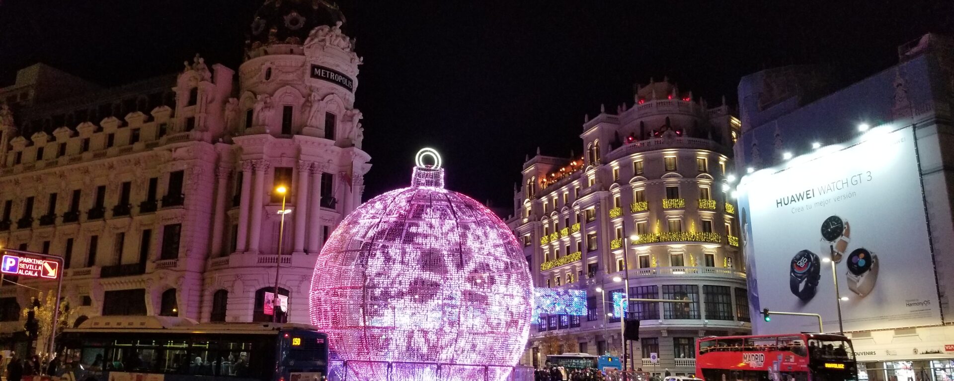 Luces de Navidad en Madrid Bola Gran Vía