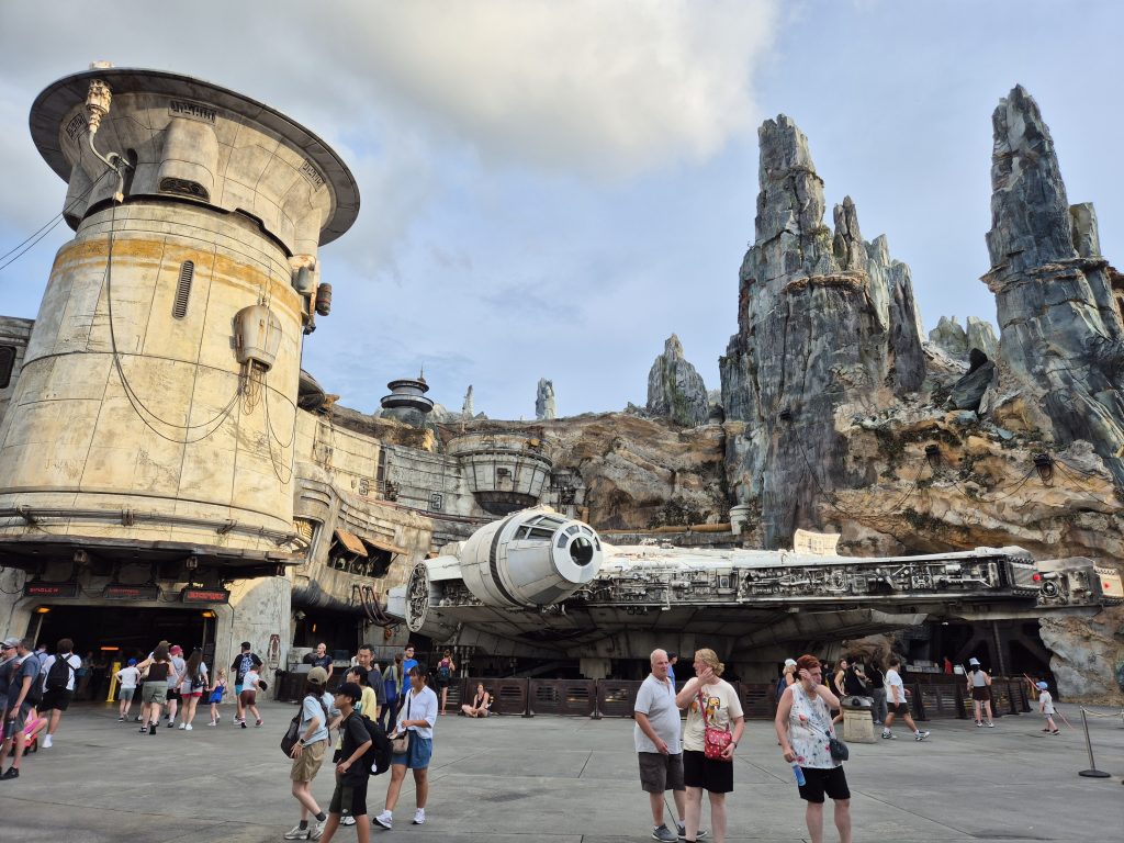 Disney Hollywood Studios Galaxy Edge